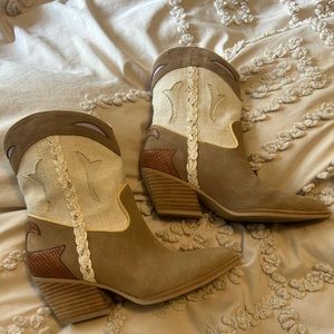 Dolce Vita Landen Western Boots
